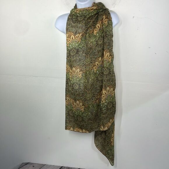 Accents by Lavello Convertible chiffon light weight Green and Tan Patterned Vest - Picture 13 of 15